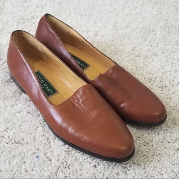 Cole Haan Shoes - Cole Haan loafers flats round toe brown sz 8.5